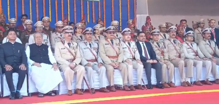 छत्तीसगढ़ के 39 पुलिस अधिकारी और कर्मचारी पुलिस पदक से हुए सम्मानित