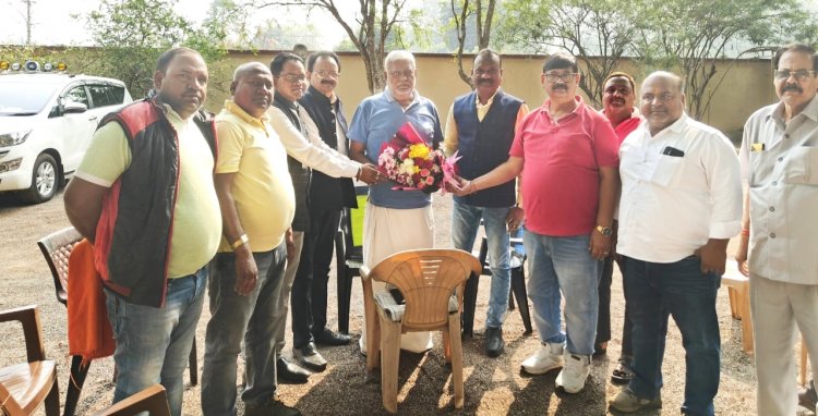 भिलाई इस्पात मजदूर संघ ने पूर्व मंत्री को टाऊनशिप में हाफ बिजली बिल योजना का लाभ दिलाने जताया आभार