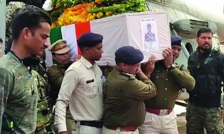 IED ब्लास्ट में शहीद जवान का पार्थिव शरीर पहुंचा भिलाई,  बलिया में होगा अंतिम संस्कार