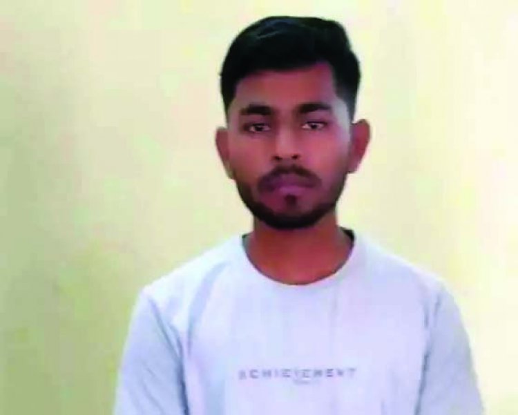 मोबाइल पर सट्टा खेलते युवक गिरफ्तार