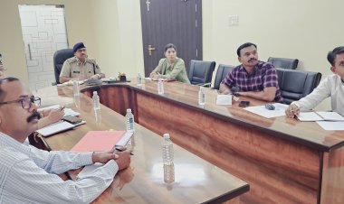 IG दुर्ग रेंज और IG राजनांदगांव रेंज ने ली इंटर डिस्ट्रिक्ट बॉर्डर मीटिंग