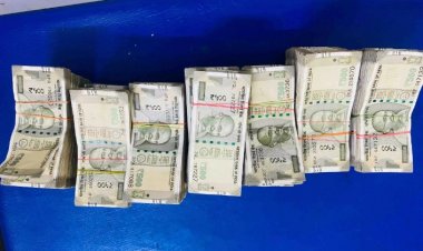 चेकिंग के दौरान बस में सवार मुसाफिर से 16.90 लाख नकद जब्त