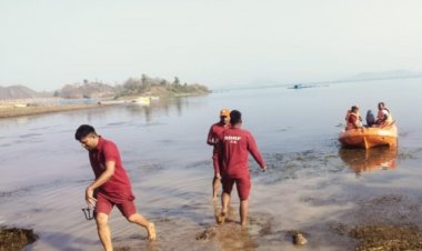जलाशय में नाव पलटने से डूबा मछुवारा, 12 घंटे से चल रहा सर्च ऑपरेशन