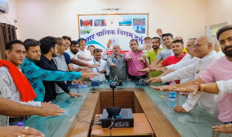वोट डालो और डिस्काउंट लो, निर्वाचन के दिन दुकानों में मतदान की स्याही दिखाने पर मिलेगी छूट