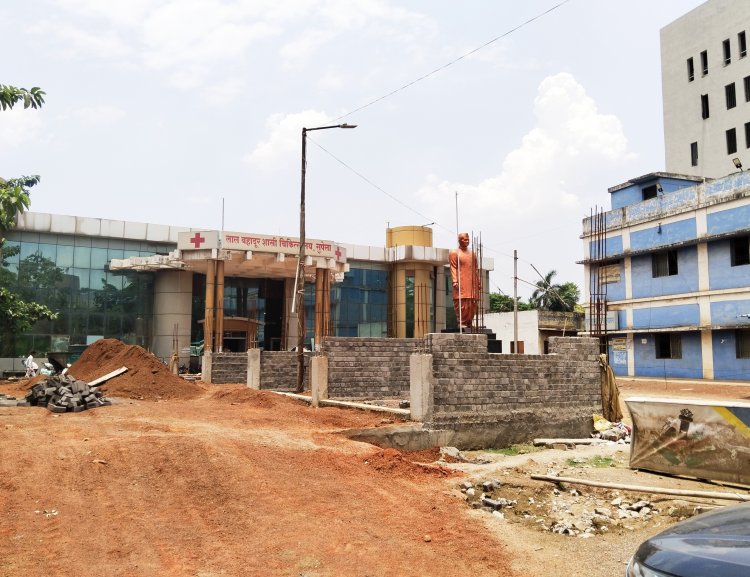 3 करोड़ की लागत से शास्त्री अस्पताल सुपेला में हो रहा विकास कार्य, IPD और OPD बिल्डिंग होगा अलग, मेडिकल स्टाफ और आम जनता को भीड़ से मिलेगी मुक्ति