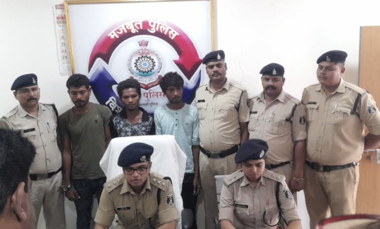 काम करवाकर नहीं दिया था मेहनताना, शराब पिलाकर अपने ही हलवाई दोस्त को उतारा मौत के घाट, तीन आरोपी गिरफ्तार