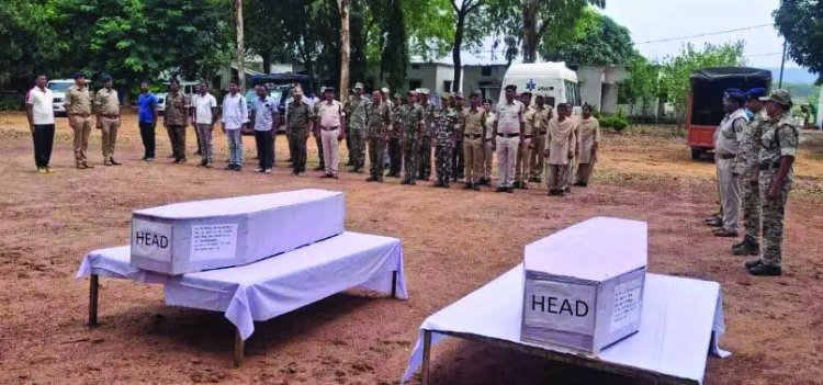 सड़क दुर्घटना में जान गंवाने वाले दो जवानों को दी गई श्रद्धांजलि