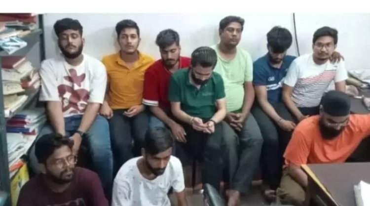 पार्षद सहित 10 युवक जुआ खेलते पकड़े गए, रसूखदारों को छुड़ाने रात भर घनघनाते रहे