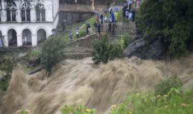 भूस्खलन में दो बसें त्रिशूली नदी में बहीं, 7 भारतीयों समेत 65 लोग लापता, जारी है तलाशी अभियान