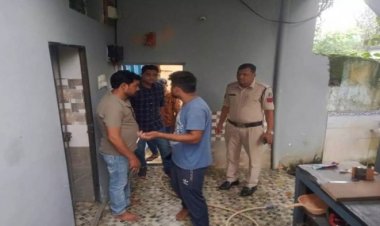 चोरों ने सूने मकान में धावा बोलकर सोने-चांदी के जेवर समेत करीब ढाई लाख का माल किया पार