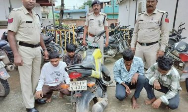 खड़ी ट्रक से साउंड सिस्टम और कैश चुराने वाले 4 आरोपी गिरफ्तार