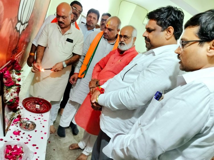 विधायकों और जिला पदाधिकारियों की उपस्थिति में मनाई गई डॉ. श्यामा प्रसाद मुखर्जी की जयंती
