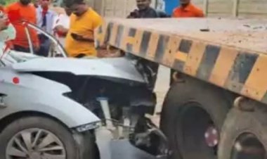 सड़क किनारे खड़ी ट्रेलर से जा भिड़ी कार, तीन लोगों की मौके पर ही मौत