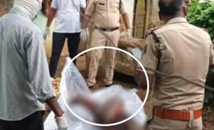 मकान में मिली युवक की सड़ी-गली लाश, पुलिस ने दरवाजा तोड़ बाहर निकाला
