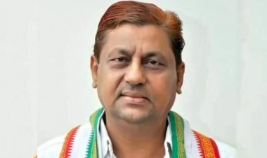 VIDEO पूर्व मंत्री अकबर के खिलाफ FIR दर्ज, शिक्षक को आत्महत्या के लिए प्रेरित करने का आरोप