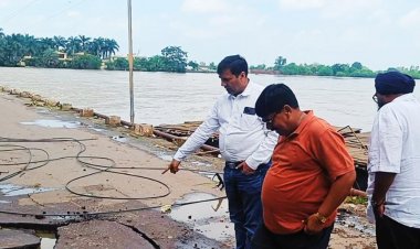 शिवनाथ नदी में जलस्तर हुआ कम, महापौर ने अधिकारियों के साथ किया निरीक्षण