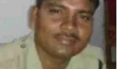 दुर्ग जिले में गौ तस्करी मामले में आरक्षक गिरफ्तार