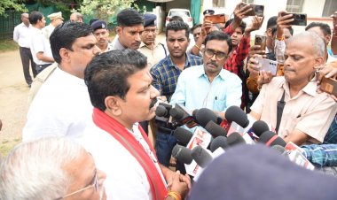 उप मुख्यमंत्री श्री शर्मा ने केंद्रीय जेल का किया निरीक्षण, कैदियों के बारे में ली जानकारी