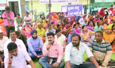 VIDEO: लंबी लड़ाई और विरोध प्रदर्शन के बाद गदा चौक से हटाया गया अंग्रेजी शराब दुकान; देशी शराब दुकान को पहले हटाना था, इससे पब्लिक ज्यादा परेशान