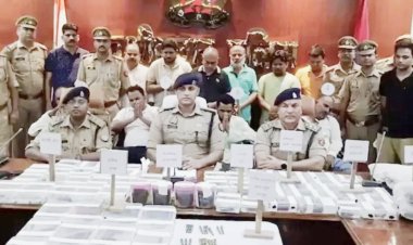जाली नोटों के अंतरराष्ट्रीय गिरोह का भंडाफोड़, 5.62 लाख रुपये के जाली नोट बरामद, नेता सहित 10 पुलिस गिरफ्त में