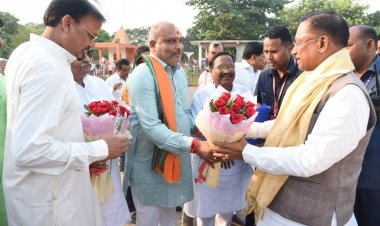 मुख्यमंत्री विष्णु देव साय का भिलाई 3 पहुंचने पर आत्मीय स्वागत