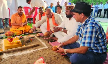 विधायक ललित चन्द्राकर ने मिनी उद्यान निर्माण कार्य का किया भूमि पूजन