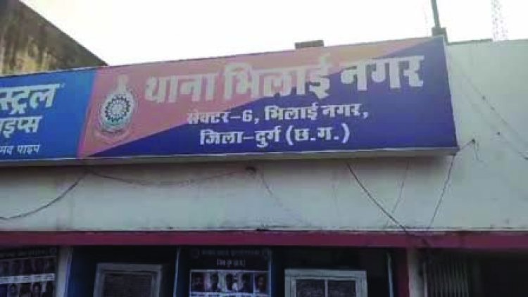 हुडको कालीबाड़ी में पुरानी रंजिश को लेकर महिलाओं के साथ गाली गलोच और जान से मारने की धमकी, सेक्रेटरी घायल, महिला सहित तीन लोगों पर अपराध दर्ज