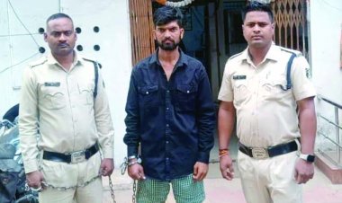 सो रहे पिता पर फावड़ा से वार कर पुत्र ने उतारा मौत के घाट