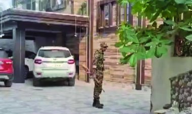 CM सोरेन के करीबी और अन्य के ठिकानों पर आयकर विभाग की रेड