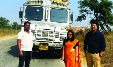 धान खरीदी के पहले दिन ही अवैध धान परिवहन करते पकड़ाया ट्रक