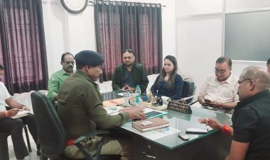 यातायात पुलिस ने ली मैरेज पैलेस संचालकों की बैठक, दी समझाइश