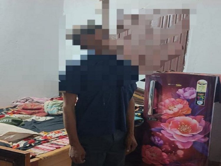 झगड़े की शिकायत थाने में करने पत्नी घर से निकली, उधर पति ने फांसी लगाकर दे दी जान