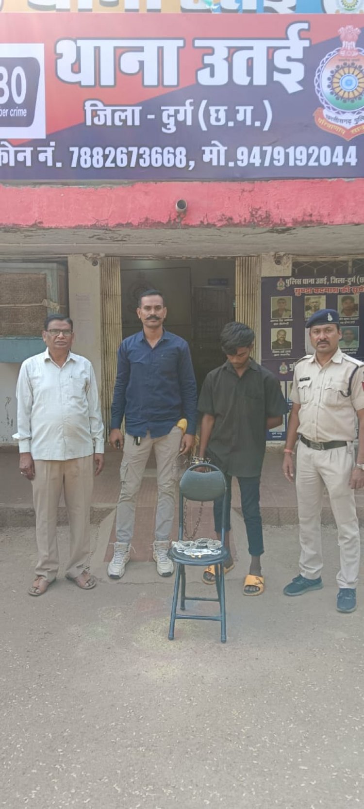 सूने मकानों में चोरी करने वाले एक नाबालिग सहित 2 गिरफ्तार