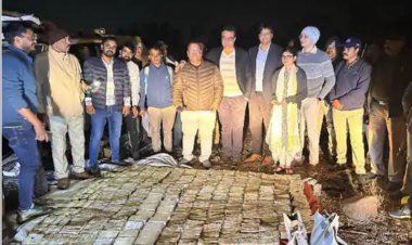 लावारिस कार से 45 करोड़ का सोना और 10 करोड़ रुपए कैश बरामद, देखें VIDEO