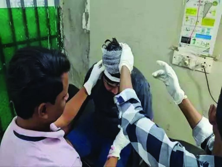 किस्त नहीं पटाया तो वसूली में गए निजी बैंक के रिकवरी एजेंटों ने फोड़ दिया सिर