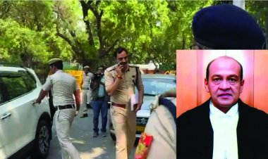 न्यायाधीश यशवंत वर्मा के बंगले पर जांच करने पहुंची पुलिस, सुप्रीम कोर्ट के कर्मचारी भी मौजूद