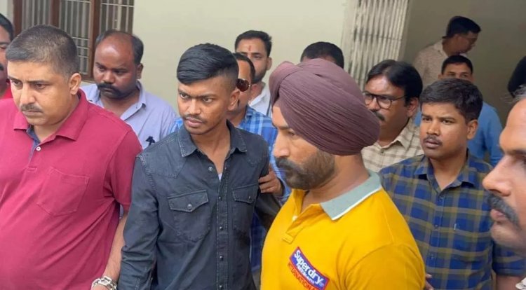 रायपुर जेल में कैद कुख्यात गैंगस्टर को अपने साथ ले गई झारखंड पुलिस