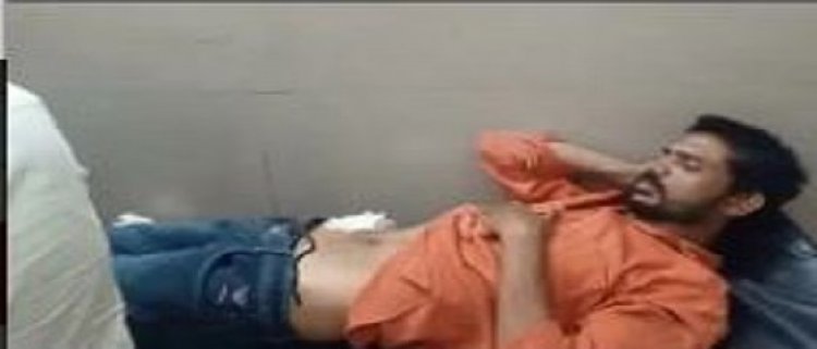 पेट दर्द से परेशान था युवक, खुद कर डाला यूट्यूब देखकर अपना ऑपरेशन, अब अस्पताल में भर्ती
