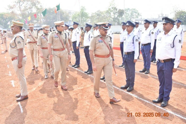 पेट्रोलिंग के दौरान सभी निर्धारित वेश-भूषा ही धारण करें, वर्दी पहनने से आत्मसम्मान में होती है वृद्वि-आईजी रामगोपाल गर्ग
