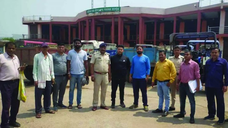 अवैध उत्खनन पर कार्रवाई, एक हाइवा और 10 ट्रैक्टर जब्त