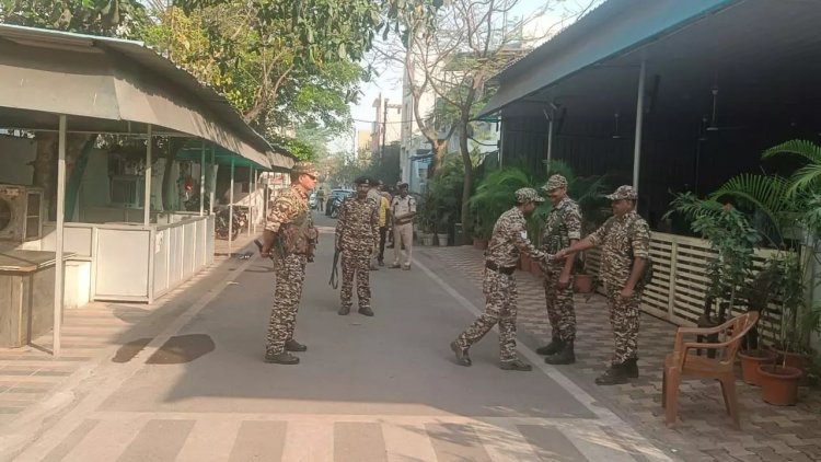 पूर्व सीएम भूपेश बघेल, विधायक देवेन्द्र यादव सहित दो एएसपी, तीन आईपीएस और एक पूर्व आईएएस के ठिकानों में CBI की रेड