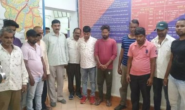 12 जुआरियों से 1.39 लाख रुपए कैश जब्त