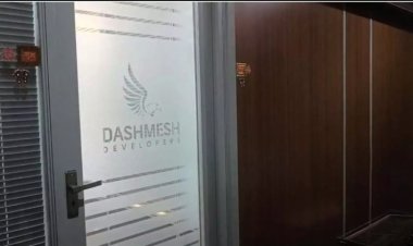 दशमेश बिल्डर्स के ऑफिस में EOW ने दी दबिश