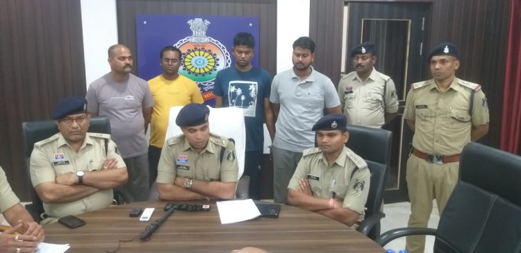 भिलाई में लाखाें रुपए का गांजा बरामद, आरक्षक और डायल 112 का चालक सहित 4 आरोपी गिरफ्तार