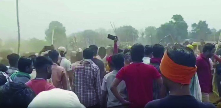 हड़ताली मजदूरों ने प्लांट में घुसकर काम कर रहे मजदूरों से की मारपीट, कई घायल