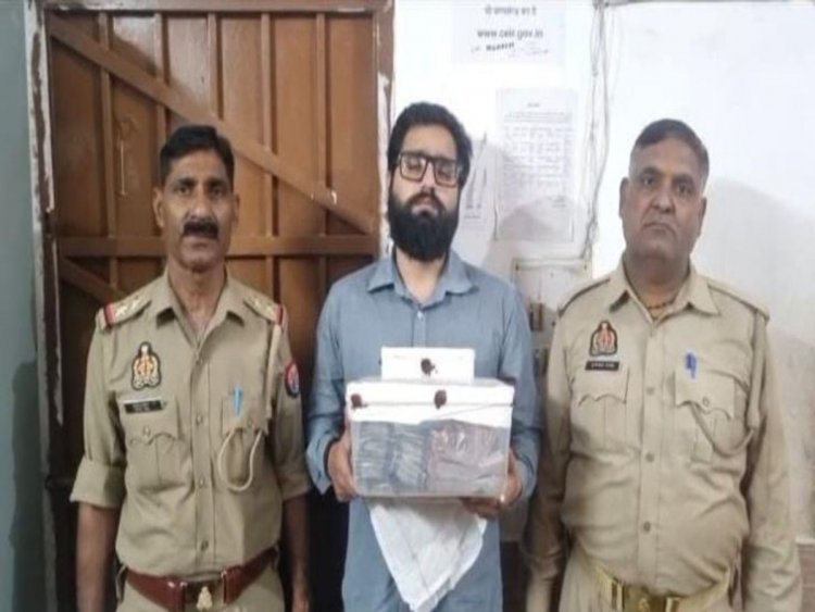 वृंदावन के बांके बिहारी मंदिर के दोन पेटी से 9.50 लाख रुपए की चोरी, सीसीटीवी में हुआ बड़ा खुलासा, केनरा बैंक के अधिकारी निकला चोर