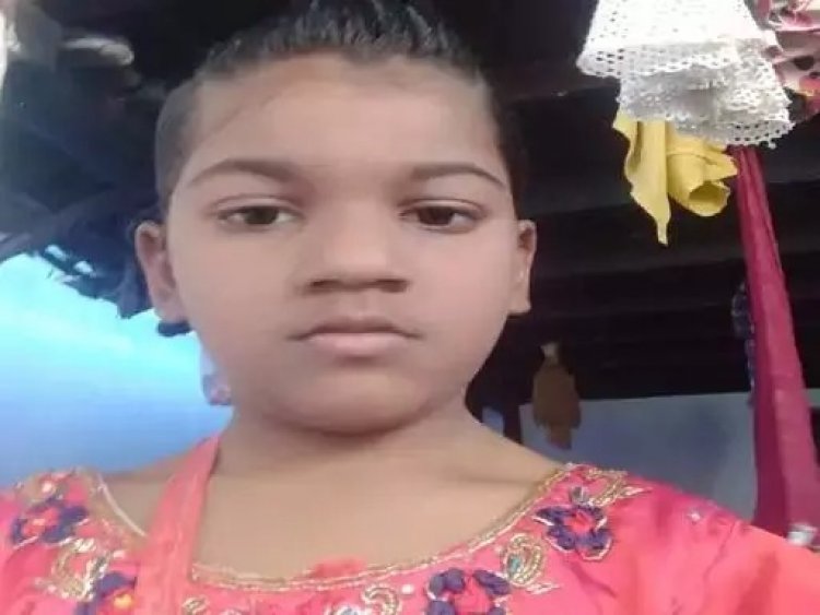स्पीड ब्रेकर के कारण सड़क पर उछलकर गिरी बच्ची, कुचलते हुए निकल गई पीछे से आ रही ट्रेलर