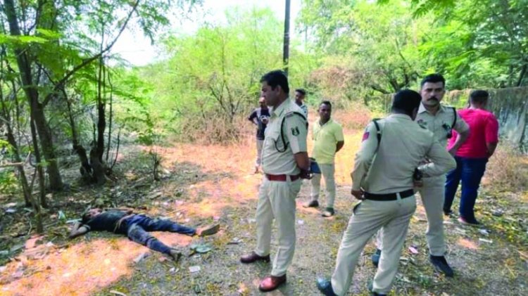 भिलाई नगर निगम के पीछे से युवक का शव बरामद