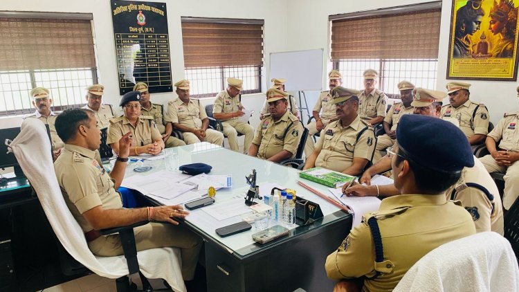 पुलिस अधीक्षक ने यातायात मुख्यालय का किया वार्षिक निरीक्षण