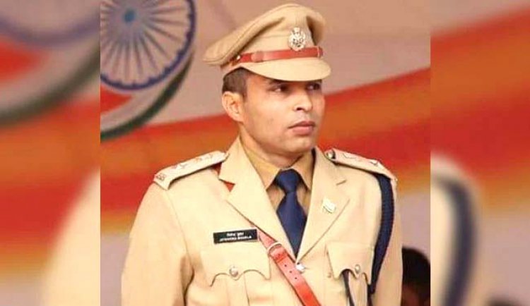 दुर्ग पुलिस अधीक्षक जीतेन्द्र शुक्ला है सबसे अमीर, 2 करोड़ 10 लाख की है संपत्ति, खबर में पढ़े किस SP के पास कितनी हैं संपत्ति